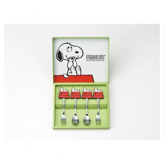 スヌーピー(SNOOPY)のスヌーピー ダイカットスプーン＆フォーク4pc スプーン2 フォーク2 新品(カトラリー/箸)