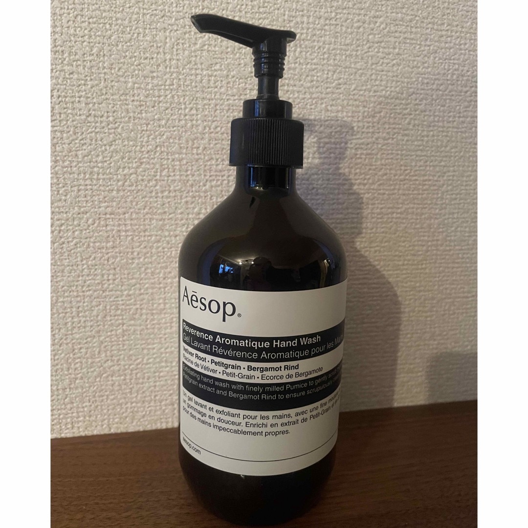 Aesop(イソップ)のAesop イソップ　レバレンスハンドウォッシュ 500ml コスメ/美容のボディケア(ボディソープ/石鹸)の商品写真