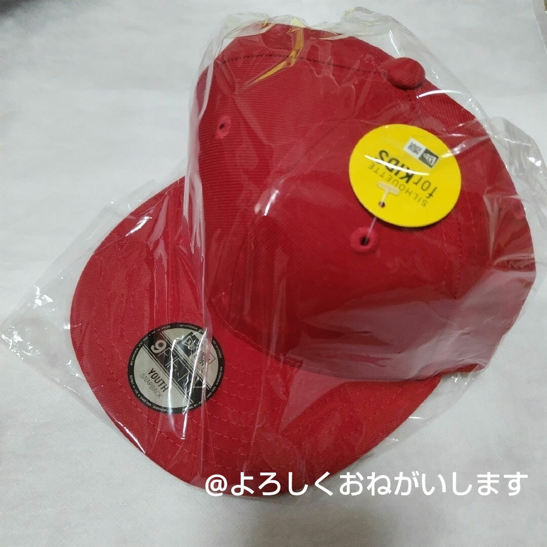 familiar(ファミリア)のファミリア　新品・未開封　NEW ERA　コラボキャップ　赤 キッズ/ベビー/マタニティのこども用ファッション小物(帽子)の商品写真