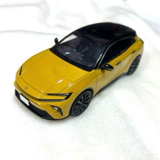 トヨタ(トヨタ)の新型　クラウン　ミニカー 1/30 非売品　カラーサンプル　クラウンスポーツ　車(ミニカー)