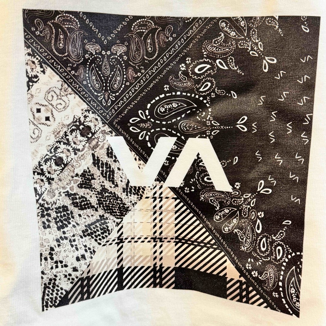 RVCA(ルーカ)のレディースルーカRVCA長袖ロンTロングTシャツM メンズのトップス(Tシャツ/カットソー(七分/長袖))の商品写真