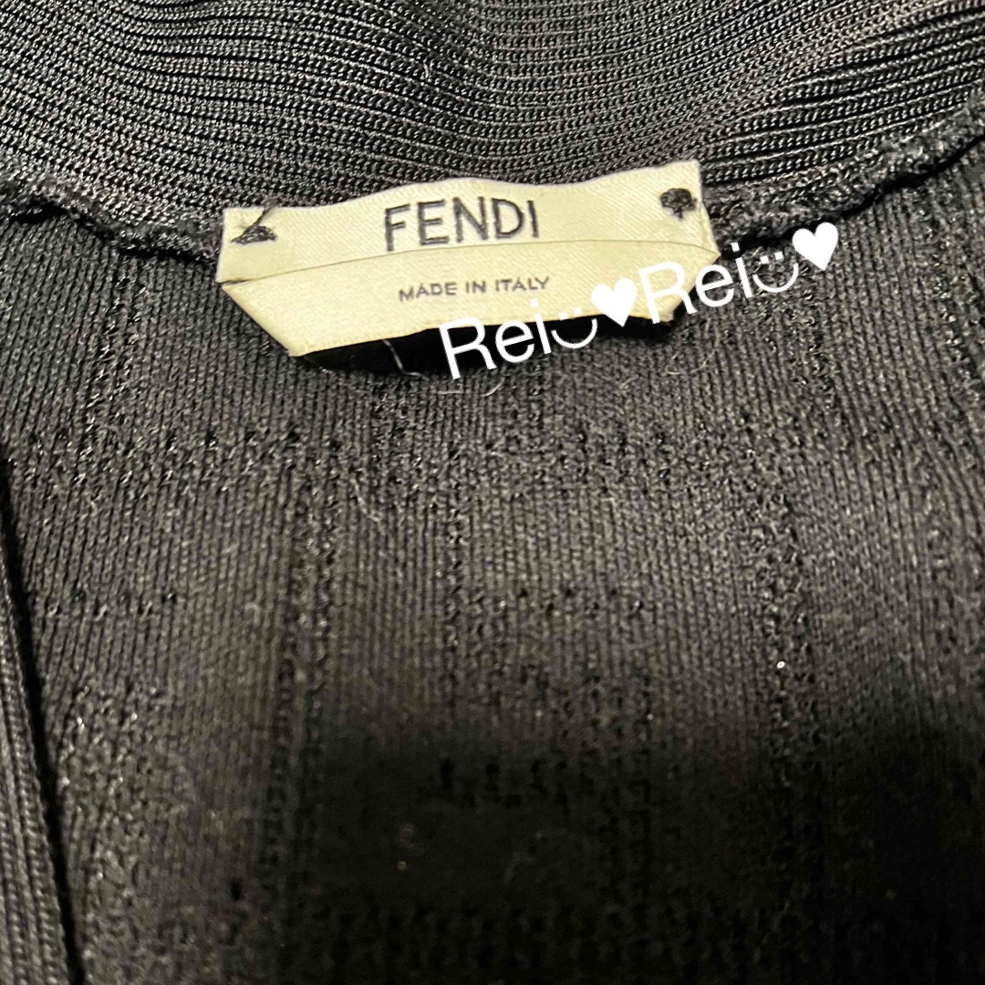 FENDI(フェンディ)の【美品】FENDI カーディガン  ズッカ ブラック 38 レディースのトップス(カーディガン)の商品写真