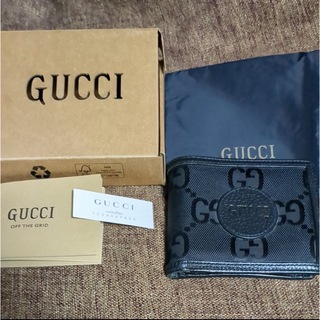 グッチ(Gucci)のGUCCI　オフザグリッド　二つ折り財布　ブラック　正規品(折り財布)