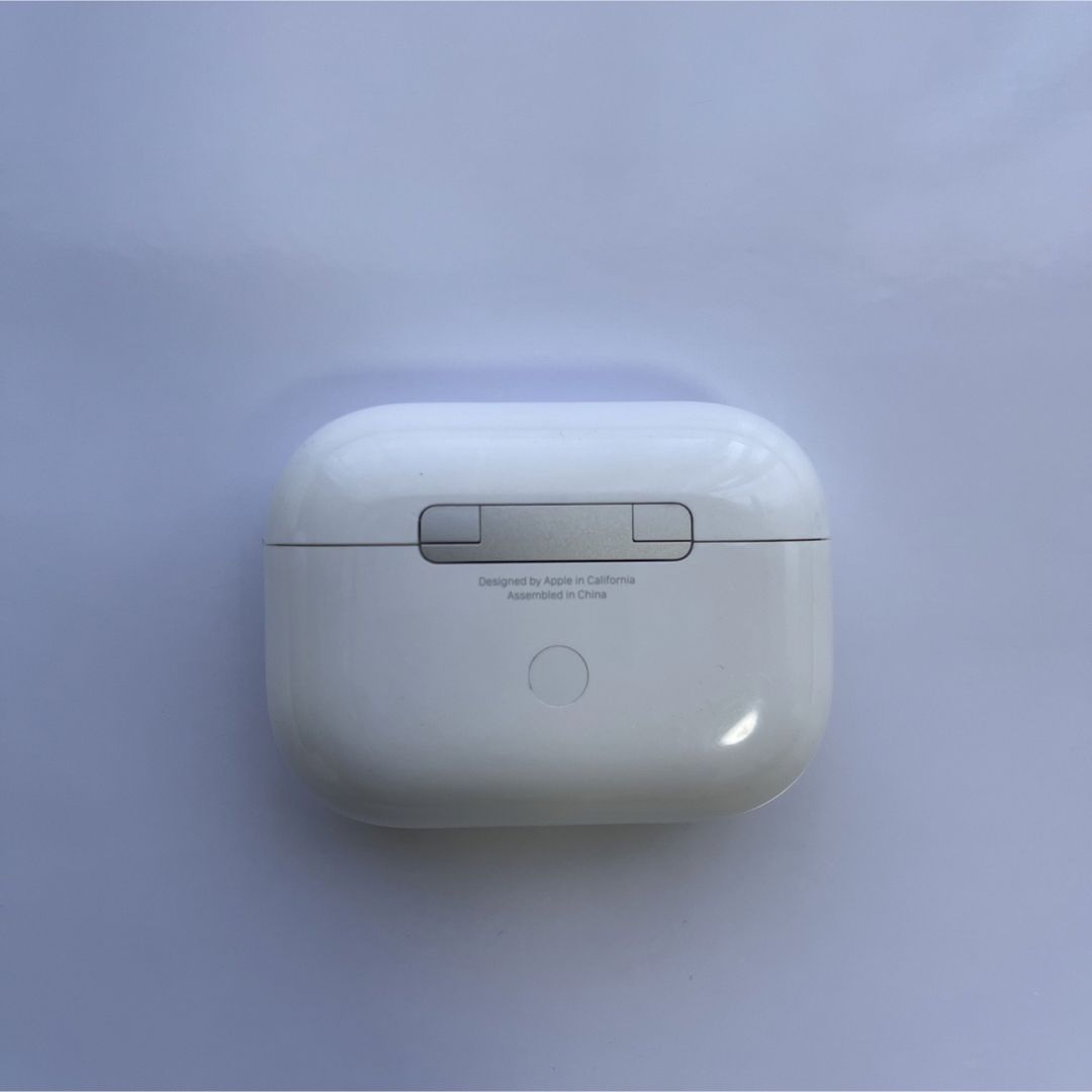 Apple(アップル)のAirPods AirPodspro 【中古】エアポッツ　エアポッツプロ スマホ/家電/カメラのオーディオ機器(ヘッドフォン/イヤフォン)の商品写真