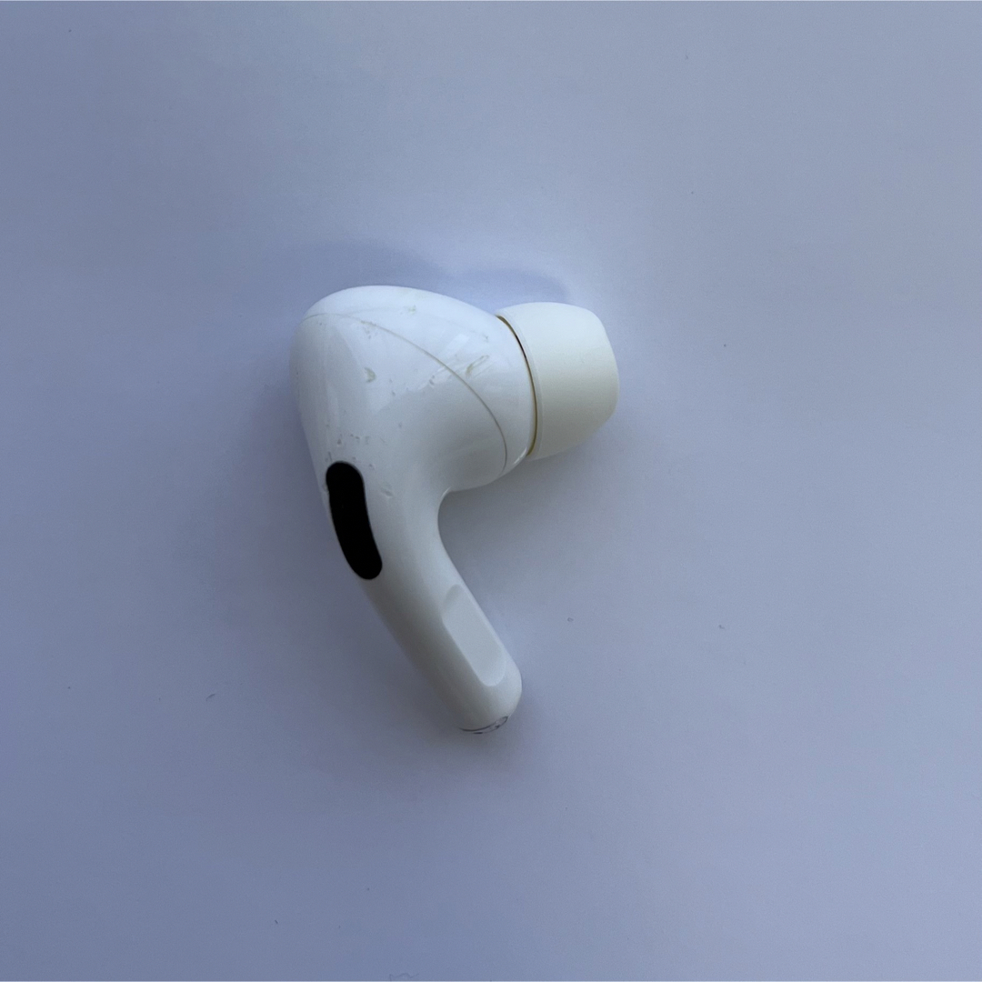 Apple(アップル)のAirPods AirPodspro 【中古】エアポッツ　エアポッツプロ スマホ/家電/カメラのオーディオ機器(ヘッドフォン/イヤフォン)の商品写真