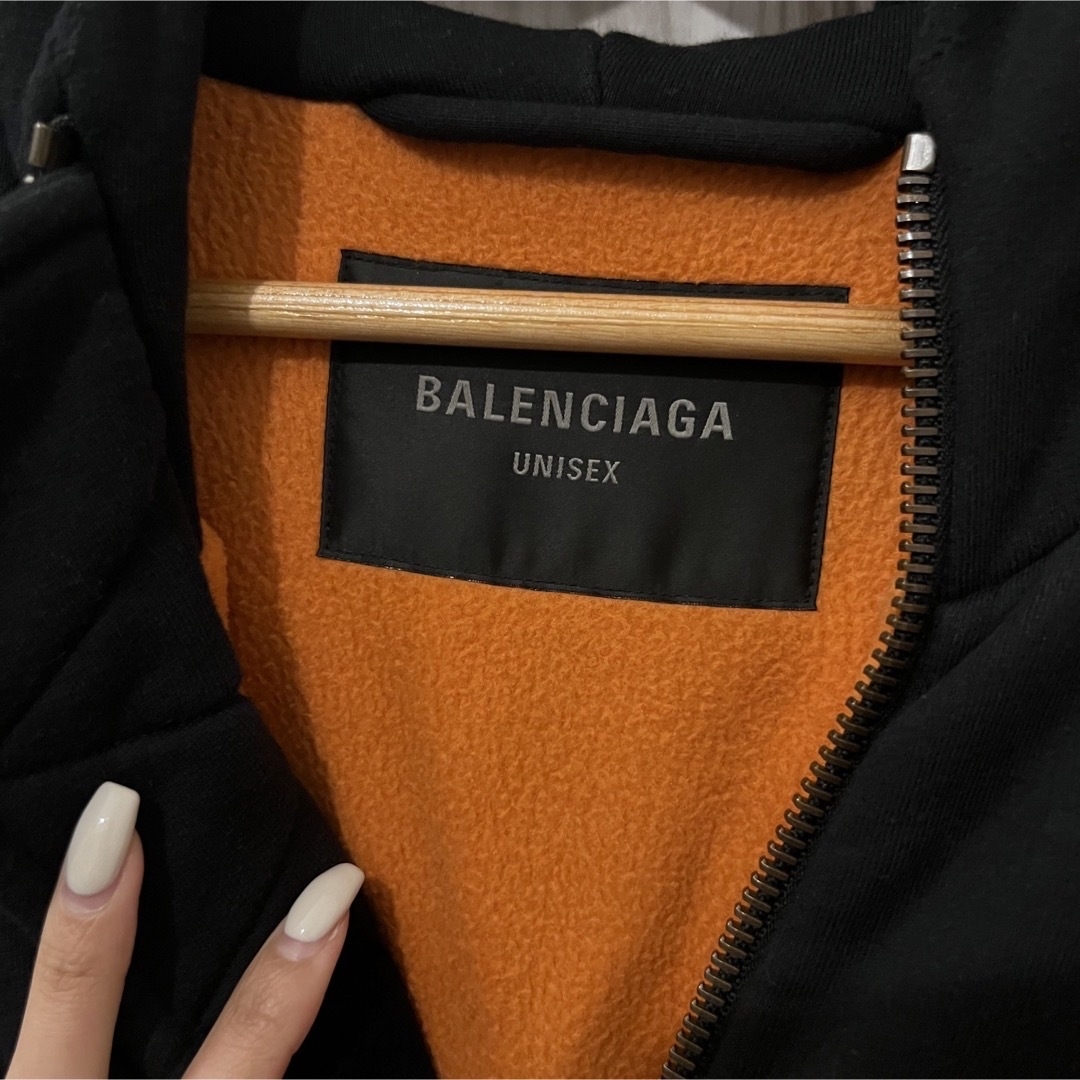 Balenciaga(バレンシアガ)の【専用】BALENCIAGA ジャケット メンズのジャケット/アウター(ダウンジャケット)の商品写真