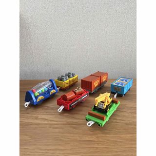 プラレール　トーマス　トーマスといっぱい貨車セット