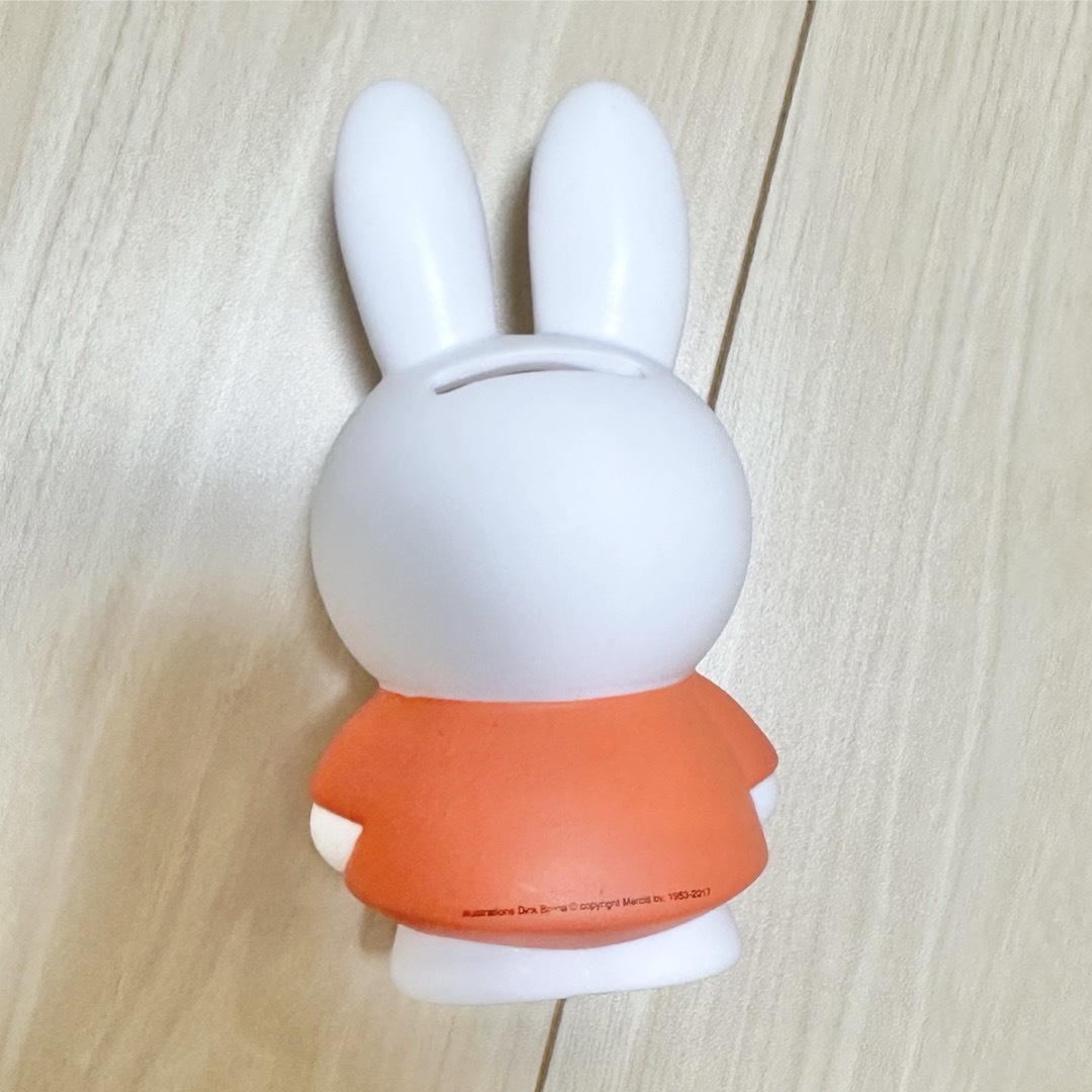 miffy(ミッフィー)のミッフィー貯金箱　マネーバンク インテリア/住まい/日用品のインテリア小物(置物)の商品写真