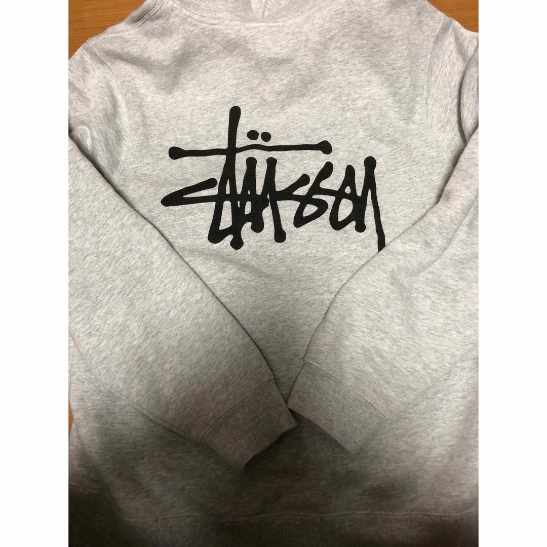 STUSSY(ステューシー)のステューシー ロゴ パーカー ベーシック STUSSY フーディ ビッグロゴ レディースのトップス(パーカー)の商品写真