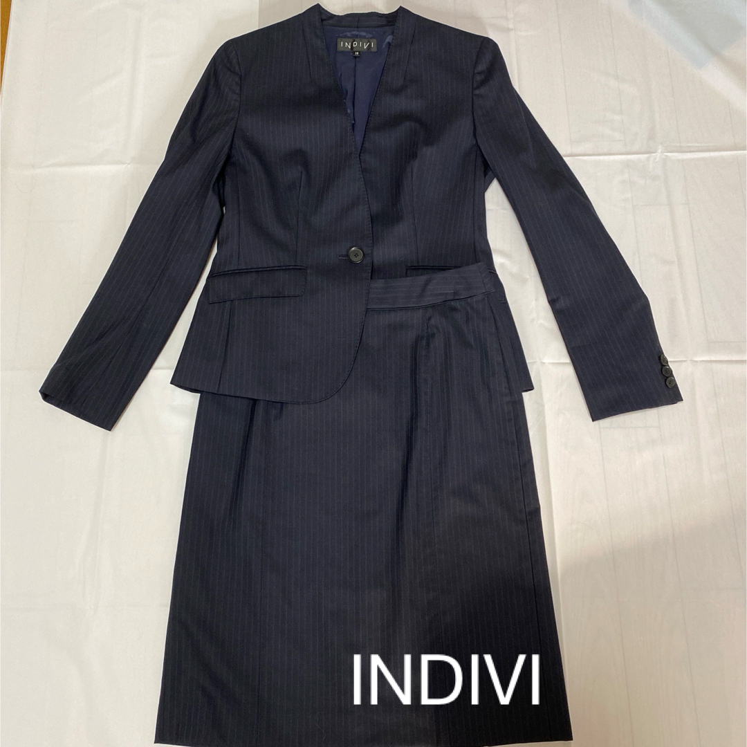 INDIVI(インディヴィ)のINDIVI  インディヴィ スーツ　ノーカラー　フォーマル レディースのフォーマル/ドレス(スーツ)の商品写真