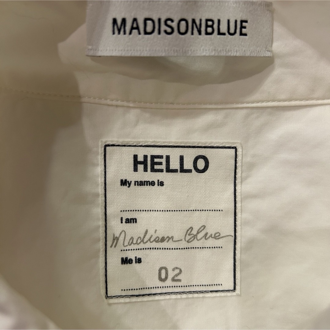 MADISONBLUE(マディソンブルー)のマディソンブルー  シャツ　白　02 稀少 レディースのトップス(シャツ/ブラウス(半袖/袖なし))の商品写真