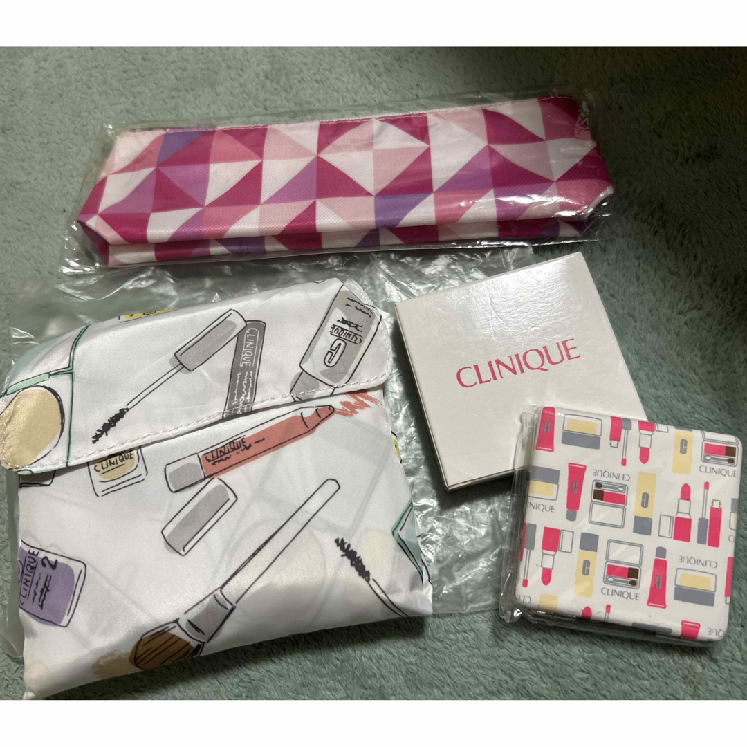 CLINIQUE(クリニーク)のクリニーク　エコバッグ　ミラー　ブラシセット レディースのバッグ(エコバッグ)の商品写真