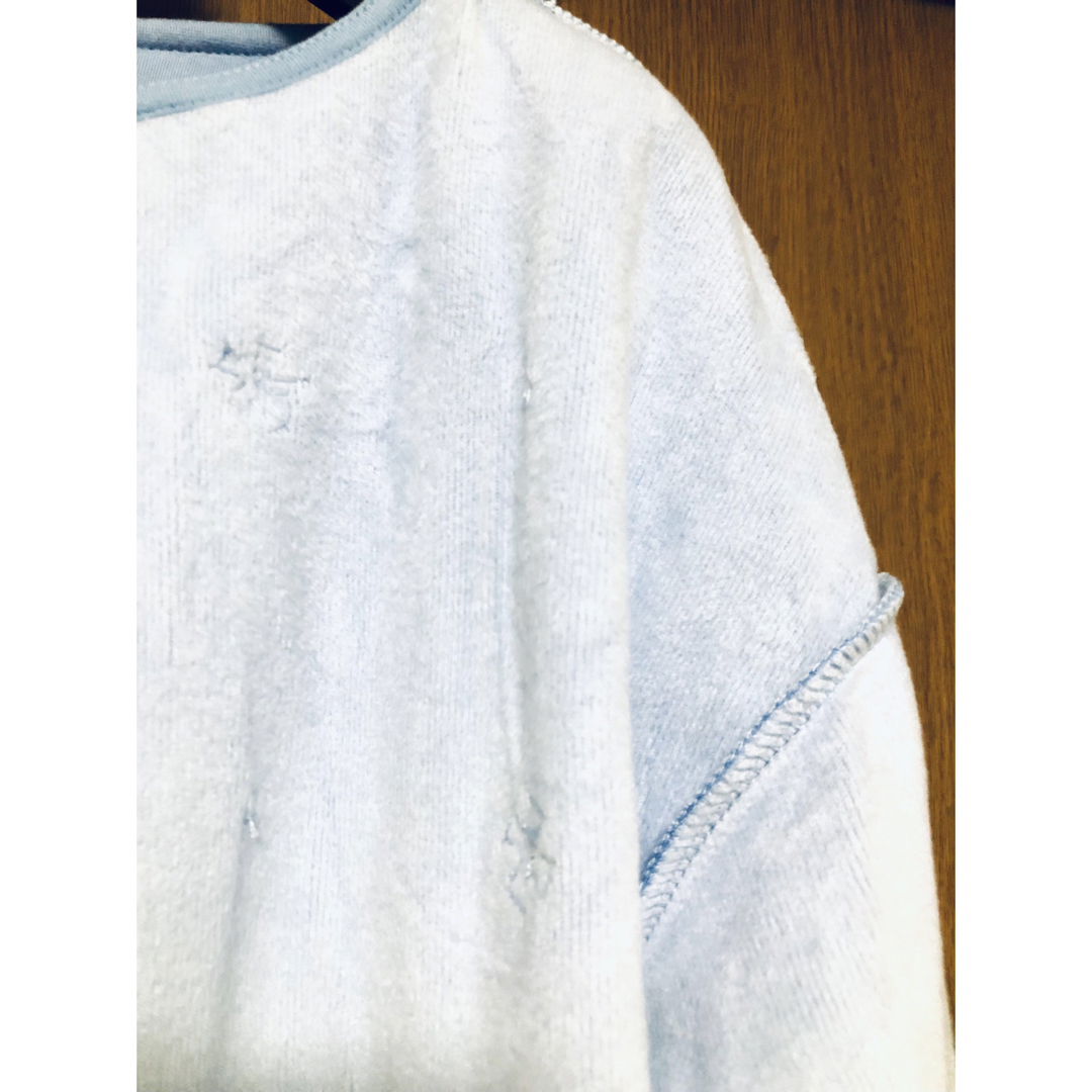GU(ジーユー)の新品　GU ビジュープルオーバー　クロップドスウェット　裏起毛　ブルー　M レディースのトップス(トレーナー/スウェット)の商品写真