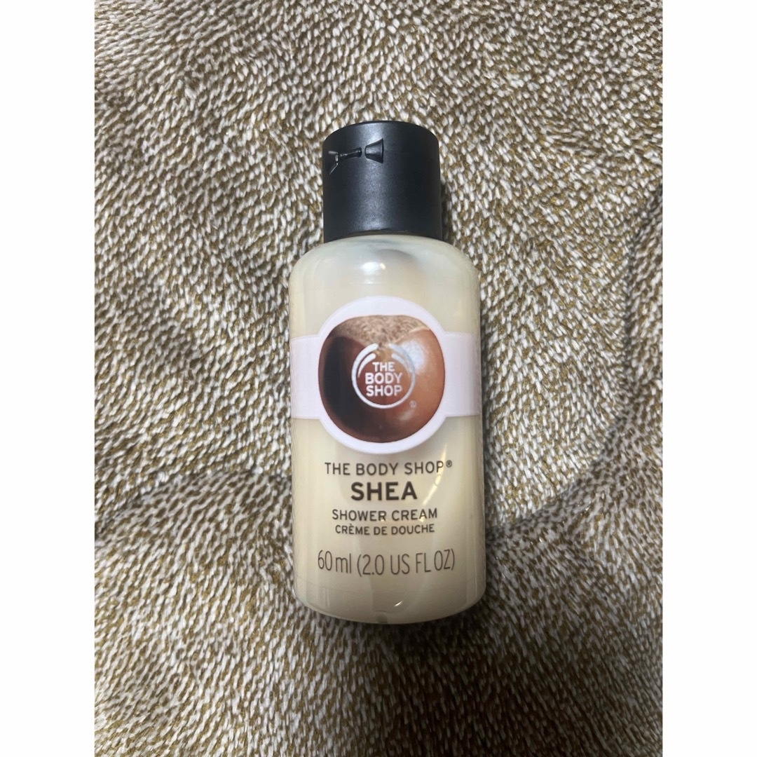 THE BODY SHOP(ザボディショップ)のTHE BODY SHOPシア　ボディシャンプー、ボディクリーム、ハンドクリーム コスメ/美容のボディケア(ボディクリーム)の商品写真