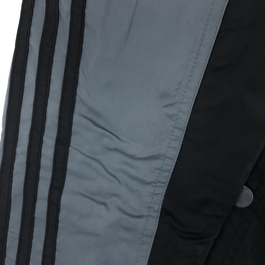 adidas(アディダス)の古着 アディダス adidas ナイロンパーカー メンズM /eaa422863 メンズのジャケット/アウター(ナイロンジャケット)の商品写真