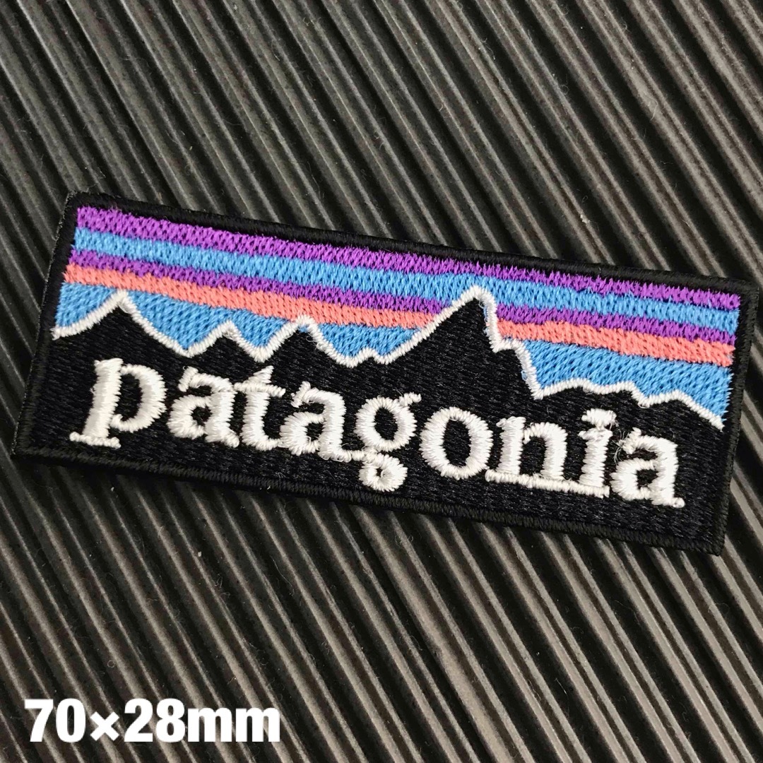 patagonia(パタゴニア)のPATAGONIA パタゴニア ロゴ ステッカー&アイロンワッペンセット -C9 ハンドメイドの素材/材料(各種パーツ)の商品写真