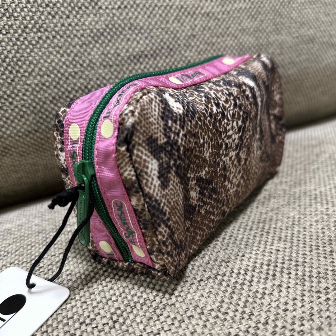 LeSportsac(レスポートサック)のレスポートサック  ミュベール　クラシックパイソン　ポーチ レディースのファッション小物(ポーチ)の商品写真