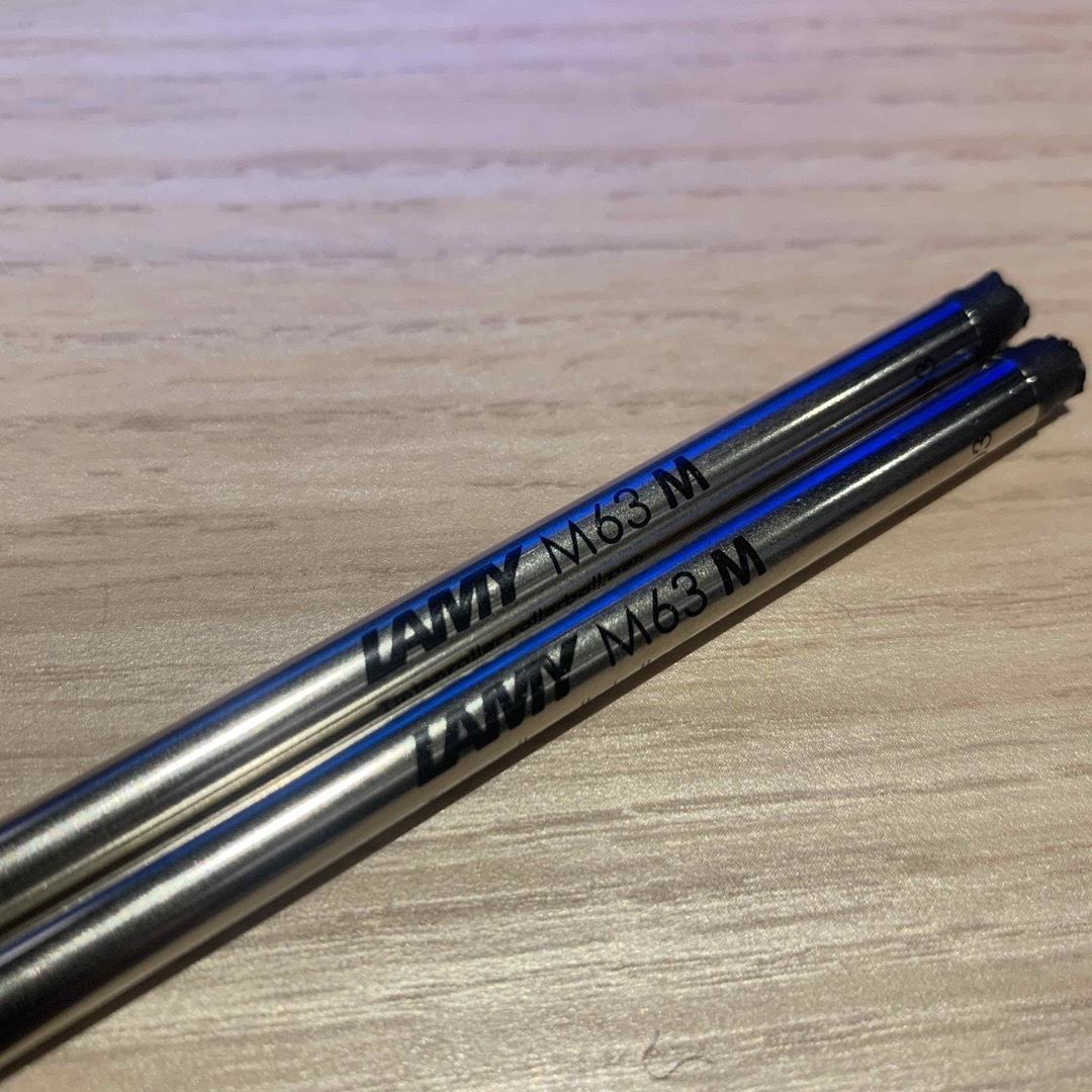 LAMY(ラミー)の新品 Lamy M63 2本 ローラーボール リフィル インテリア/住まい/日用品の文房具(ペン/マーカー)の商品写真