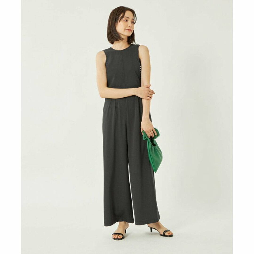 UNITED ARROWS green label relaxing(ユナイテッドアローズグリーンレーベルリラクシング)の【DK.GRAY】ドライツイル リーン サロペット レディースのパンツ(サロペット/オーバーオール)の商品写真