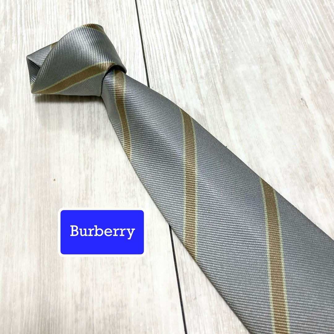 BURBERRY(バーバリー)のバーバリー Burberry シルバーグレー シルク100% ネクタイ メンズのファッション小物(ネクタイ)の商品写真