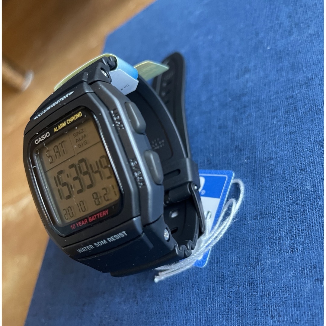 CASIO(カシオ)のカシオ デジタル腕時計 新品　大型スクリーン　10年バッテリー　海外モデル メンズの時計(腕時計(デジタル))の商品写真