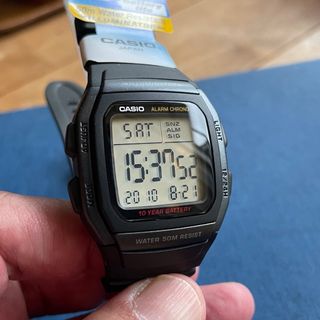 カシオ(CASIO)のカシオ デジタル腕時計 新品　大型スクリーン　10年バッテリー　海外モデル(腕時計(デジタル))