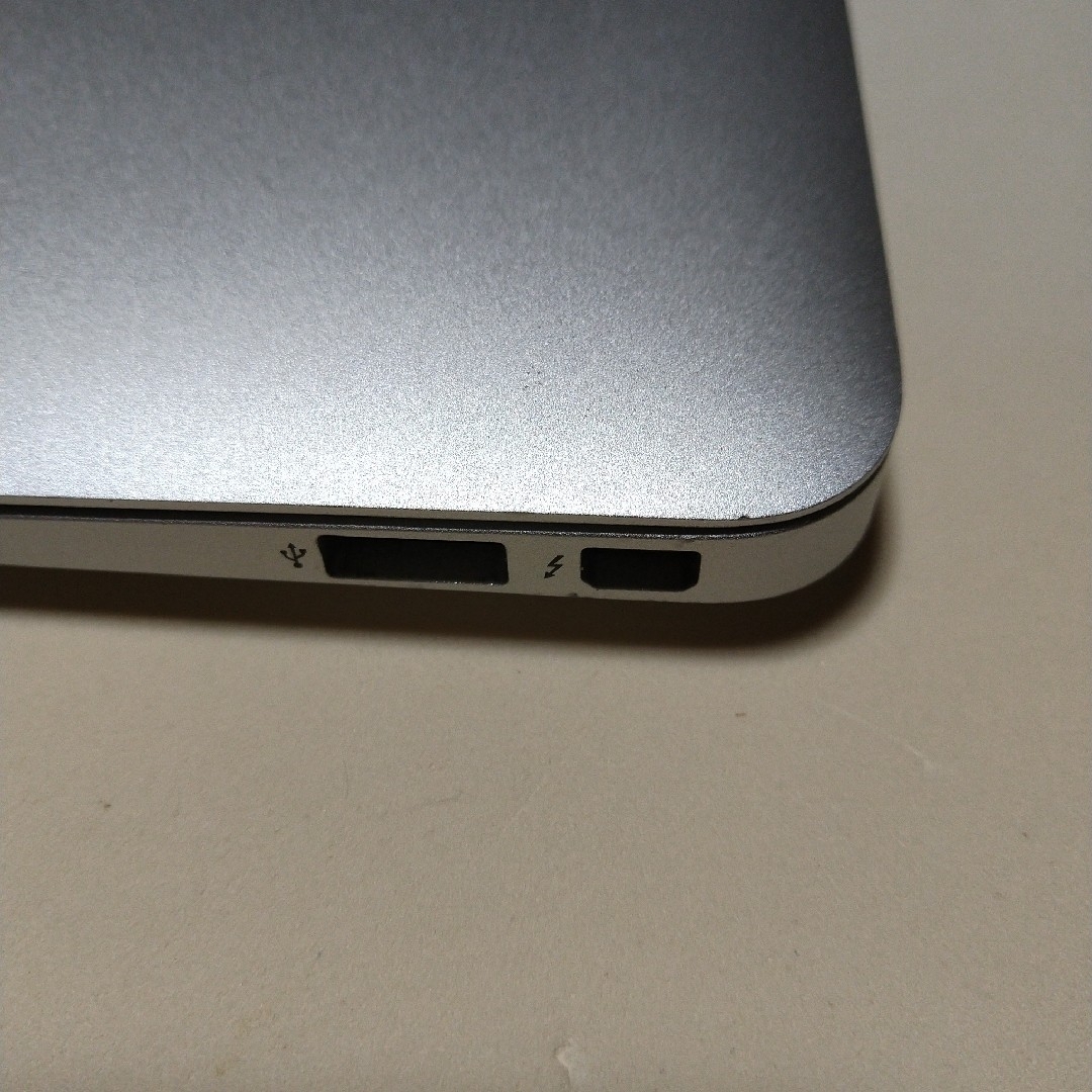 Mac (Apple)(マック)のApple Macbook Air 11インチ 2014 A1465 スマホ/家電/カメラのPC/タブレット(ノートPC)の商品写真