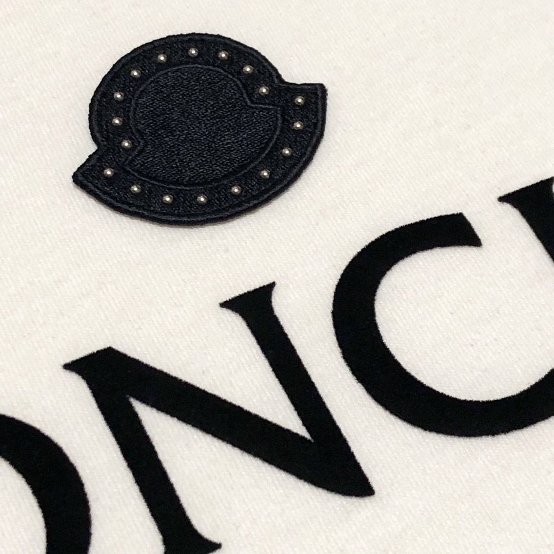 MONCLER(モンクレール)のMONCLER モンクレール tシャツ ビック刺繍ロゴ入り 美品 メンズのトップス(Tシャツ/カットソー(半袖/袖なし))の商品写真