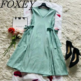 フォクシー(FOXEY)の【美品】FOXEY ニットフレアワンピース ライトグリーン 38 ノースリーブ(ひざ丈ワンピース)