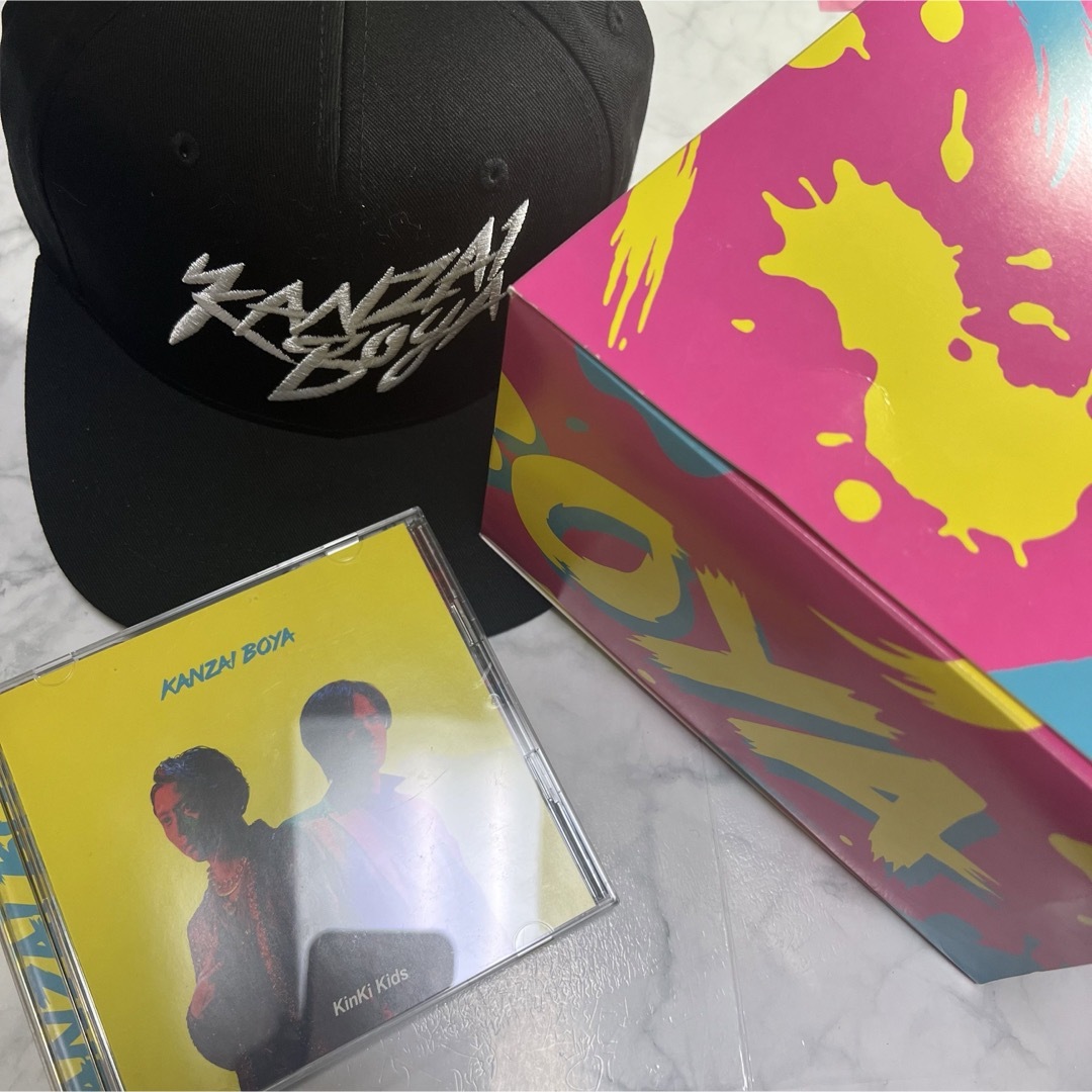 KinKi Kids(キンキキッズ)のkinki kids KANZAI BOYA CD Blu-ray 帽子　箱付き エンタメ/ホビーのCD(ポップス/ロック(邦楽))の商品写真