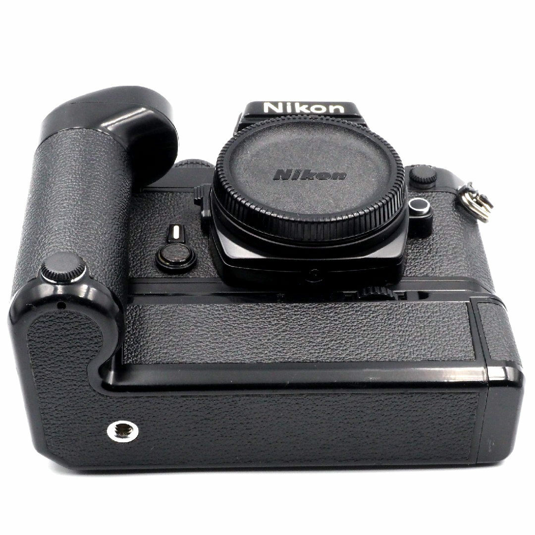 Nikon(ニコン)の超美品　Nikon ニコンFE BLACK ボディ、モータードライブMD-12 スマホ/家電/カメラのカメラ(フィルムカメラ)の商品写真