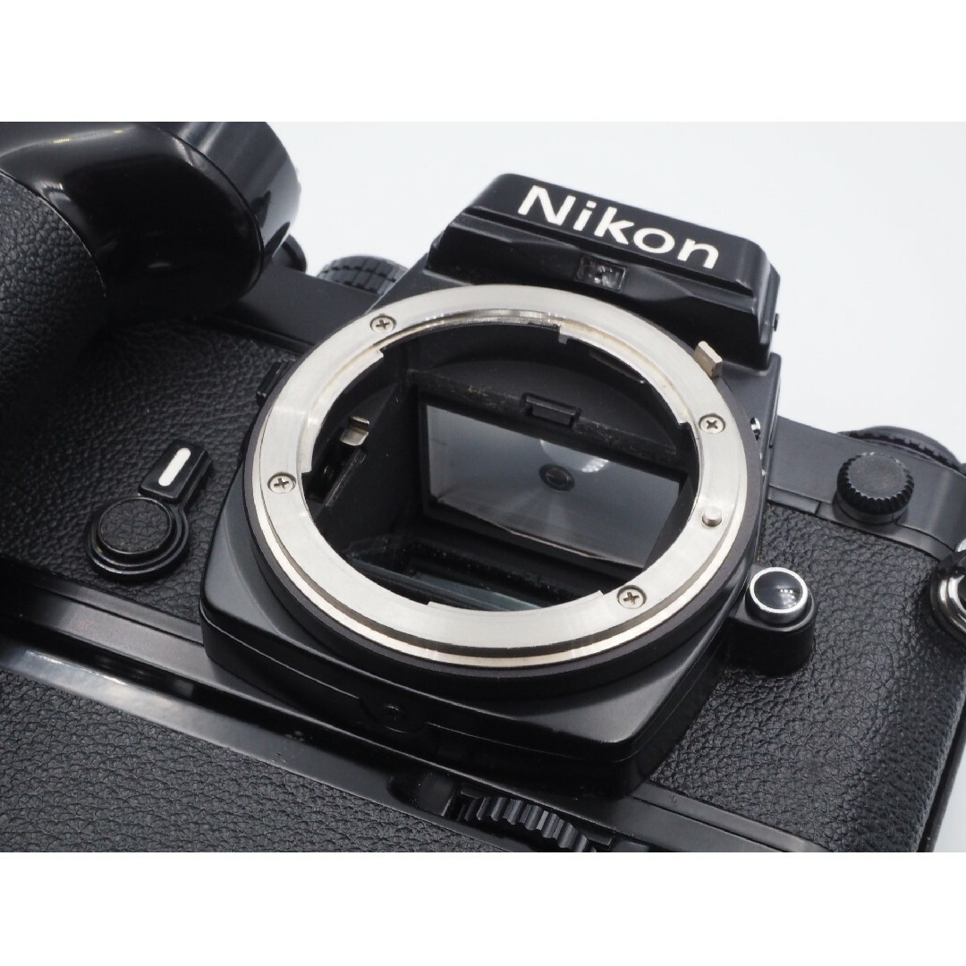 Nikon(ニコン)の超美品　Nikon ニコンFE BLACK ボディ、モータードライブMD-12 スマホ/家電/カメラのカメラ(フィルムカメラ)の商品写真