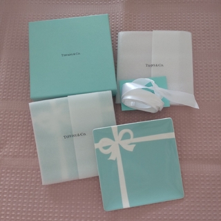 ティファニー(Tiffany & Co.)のティファニー ブルーボウ デザート プレート ②(陶芸)