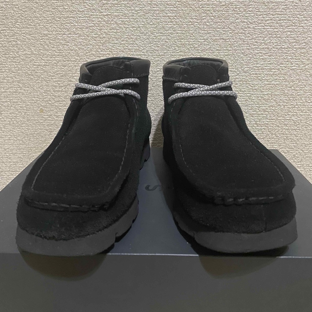 Clarks(クラークス)のクラークス ワラビーブーツ ゴアテックス ブラック 黒 メンズの靴/シューズ(ブーツ)の商品写真