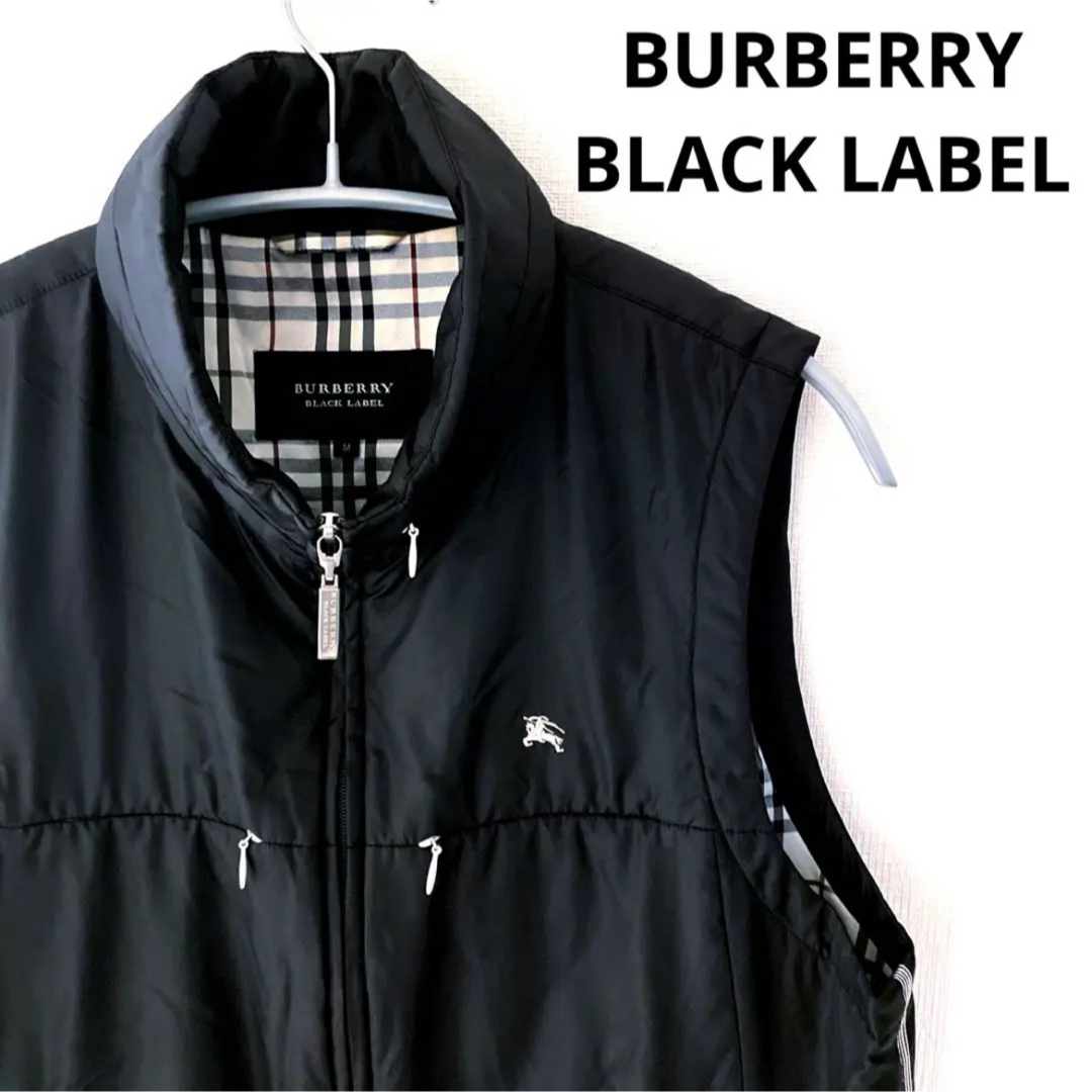 BURBERRY BLACK LABEL(バーバリーブラックレーベル)のBURBERRY BLACK LABEL ベストブラック　Mサイズ　アウター   メンズのジャケット/アウター(その他)の商品写真