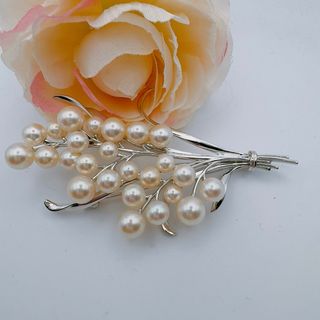 MIKIMOTO - 【美品】MIKIMOTO パールブローチ あこや真珠 8珠 刻印あり