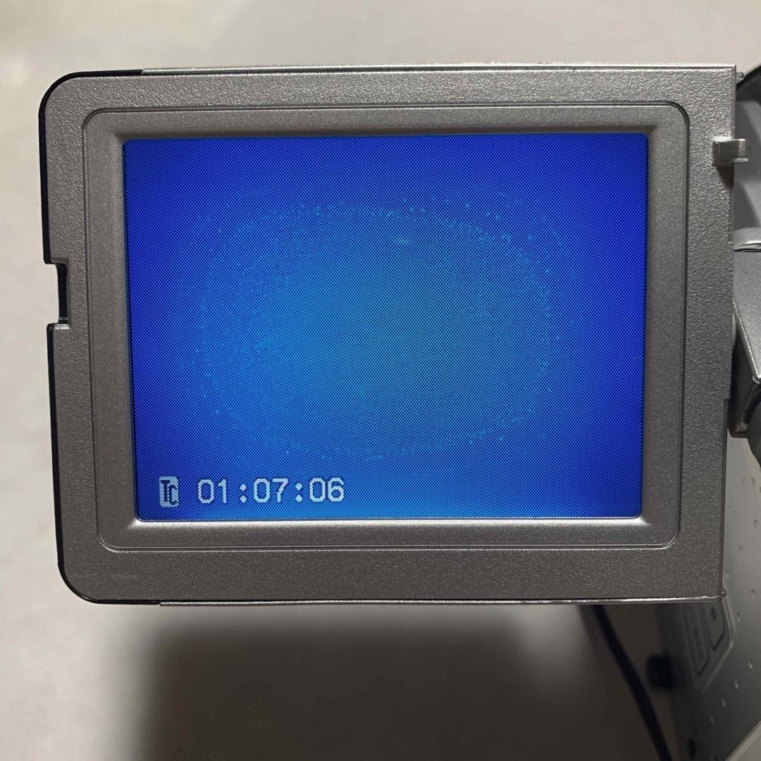Victor - Victor miniDVビデオカメラ GR-DX307-Sの通販 by Victor - Victor miniDVビデオカメラ GR-DX307-Sの通販 by