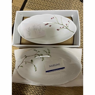 ナルミ(NARUMI)の新品未使用　NARUMIナルミ　大判皿　楕円形　大皿2枚セット　高級食器(食器)