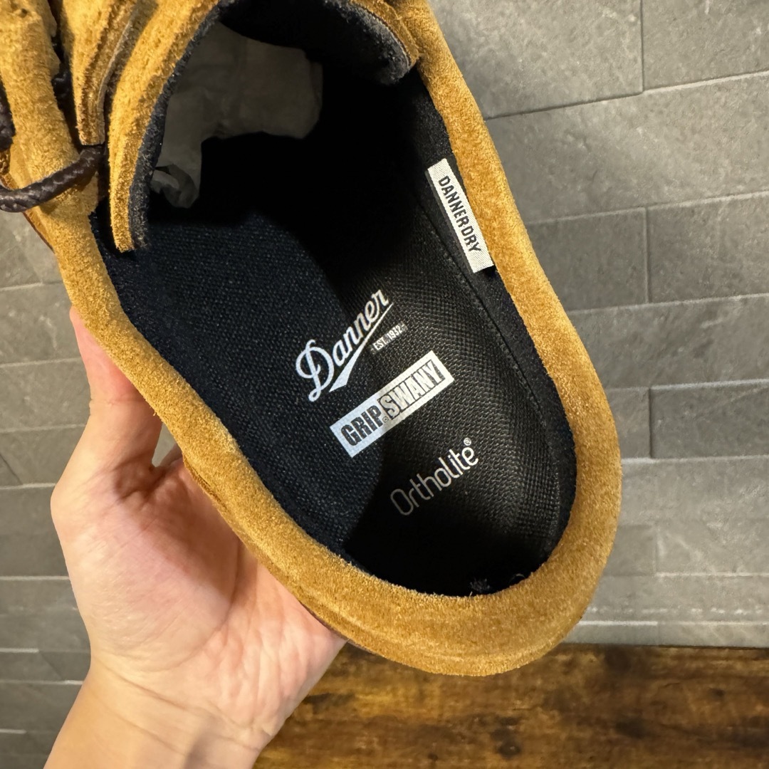 Danner(ダナー)の【未使用】ダナー × グリップスワニー コラボ スエード ブーツ メンズの靴/シューズ(ブーツ)の商品写真