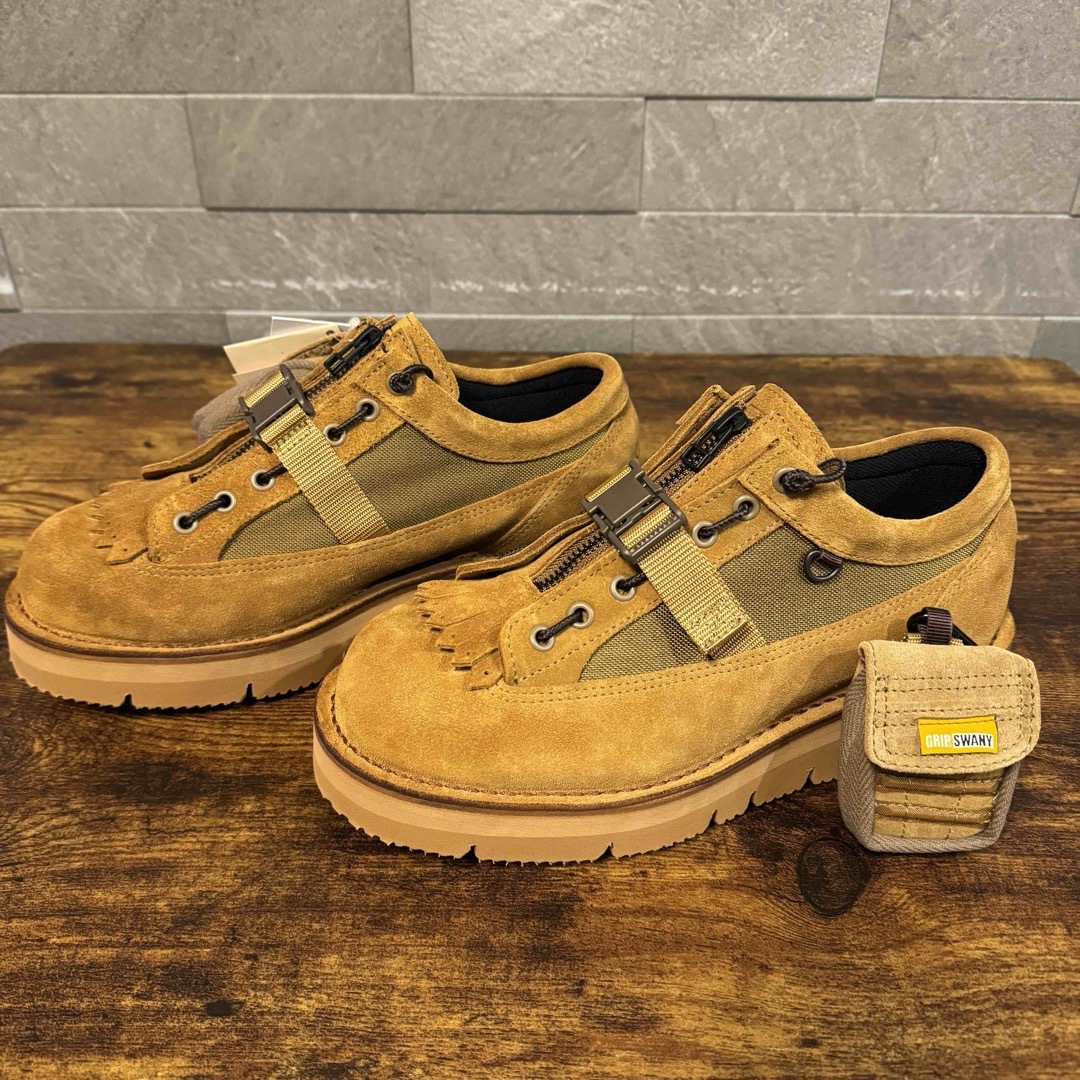 Danner(ダナー)の【未使用】ダナー × グリップスワニー コラボ スエード ブーツ メンズの靴/シューズ(ブーツ)の商品写真