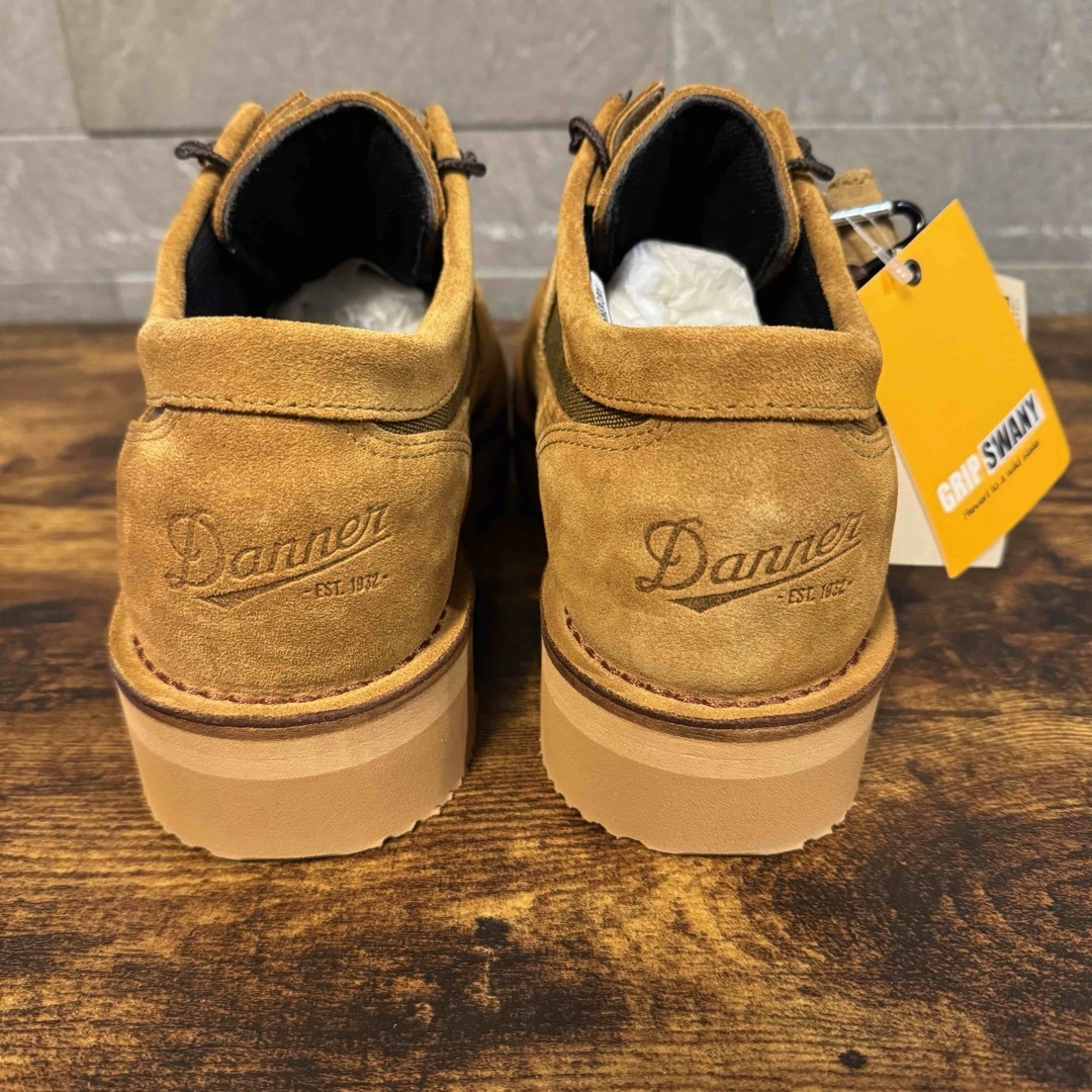 Danner(ダナー)の【未使用】ダナー × グリップスワニー コラボ スエード ブーツ メンズの靴/シューズ(ブーツ)の商品写真