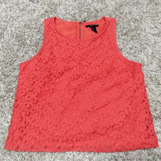 フォーエバートゥエンティーワン(FOREVER 21)のFOREVER21 トップス(カットソー(半袖/袖なし))