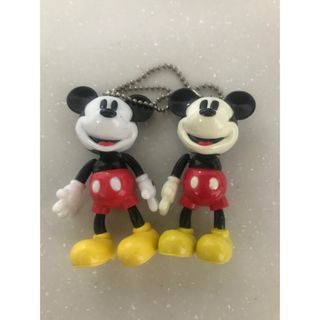 ディズニー(Disney)のミッキー　キーホルダー　2個(キーホルダー)