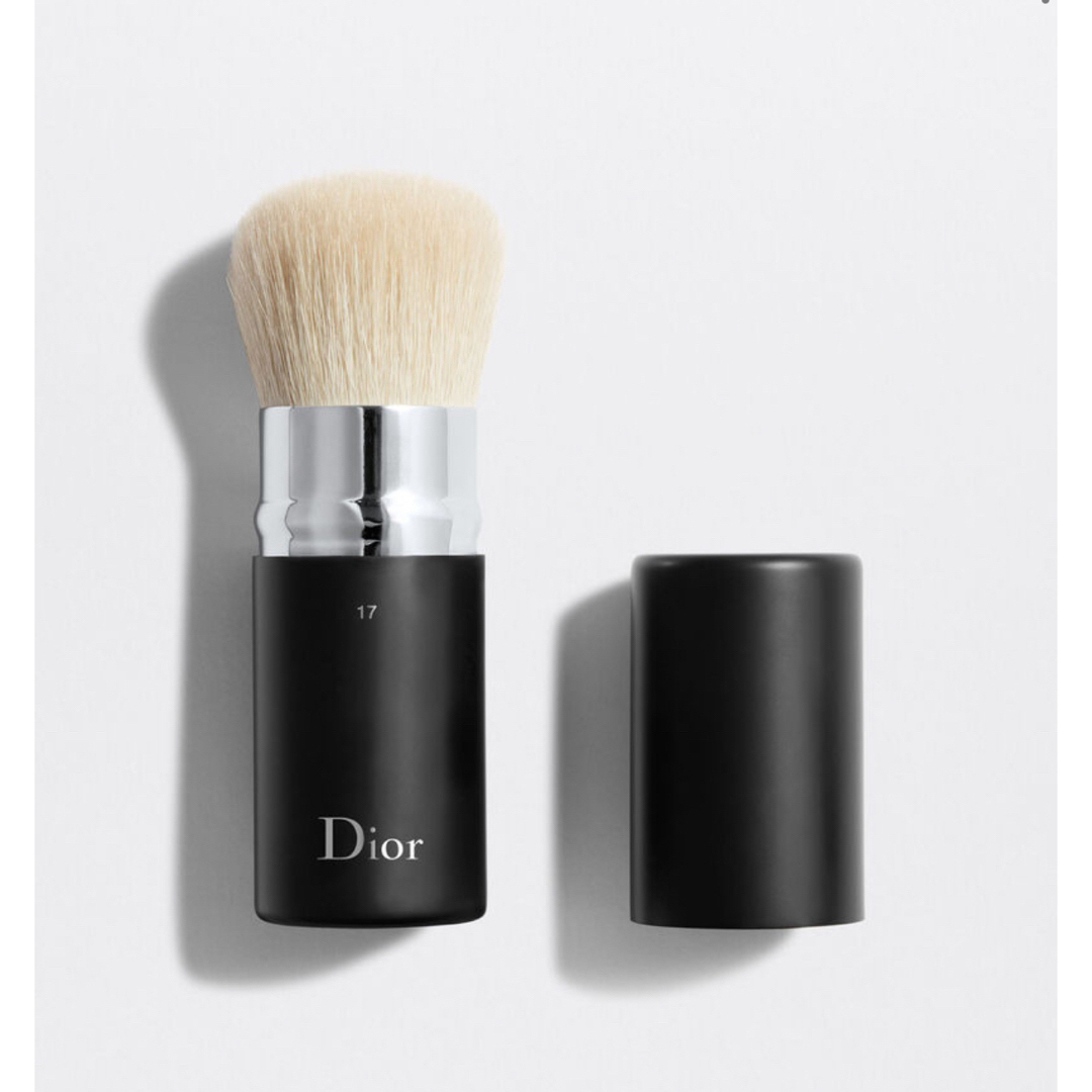 Christian Dior(クリスチャンディオール)のDIOR ブラシ コスメ/美容のメイク道具/ケアグッズ(ブラシ・チップ)の商品写真