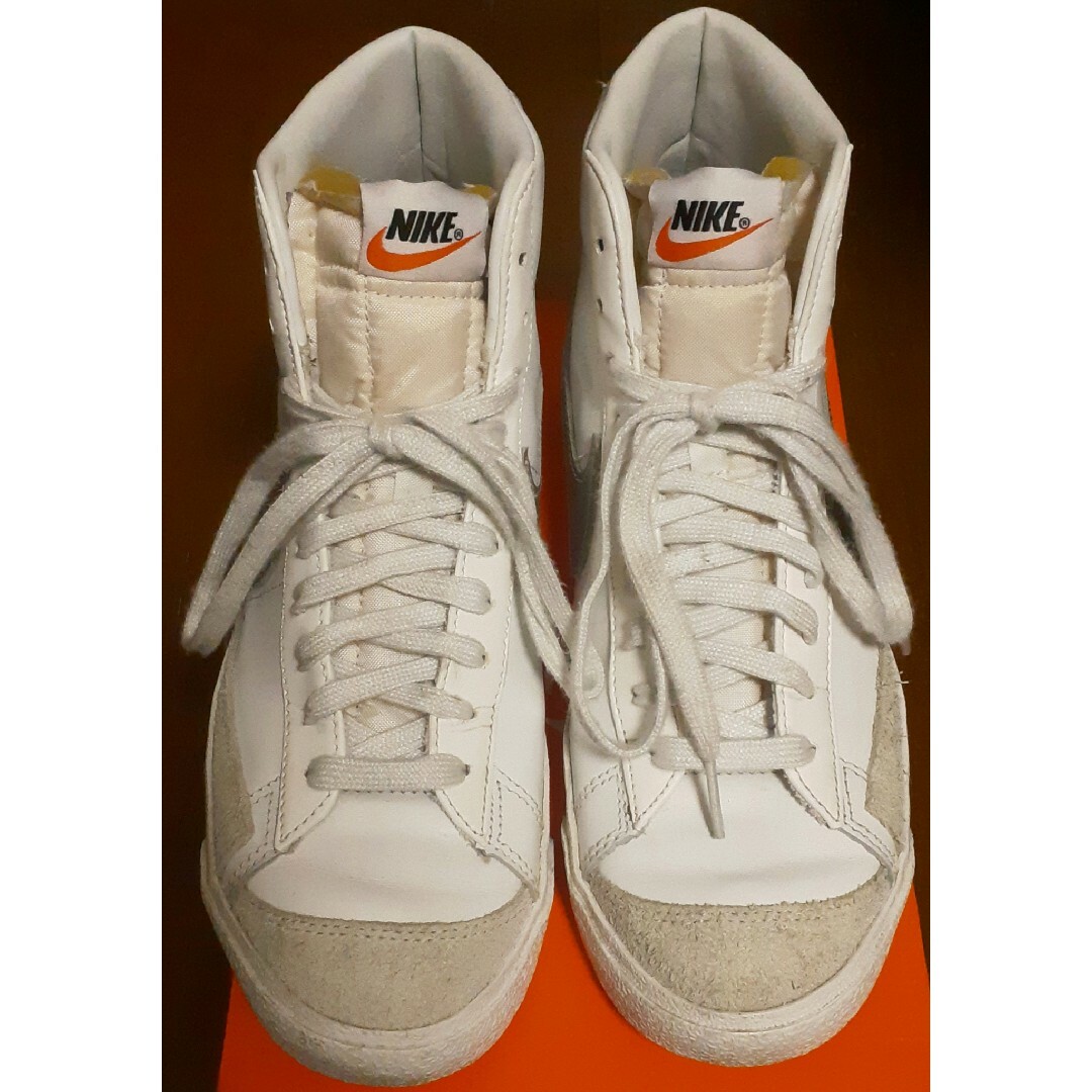 NIKE(ナイキ)の【US9 26cm】NIKE BLAZER MID ナイキ ブレーザー ミッド メンズの靴/シューズ(スニーカー)の商品写真