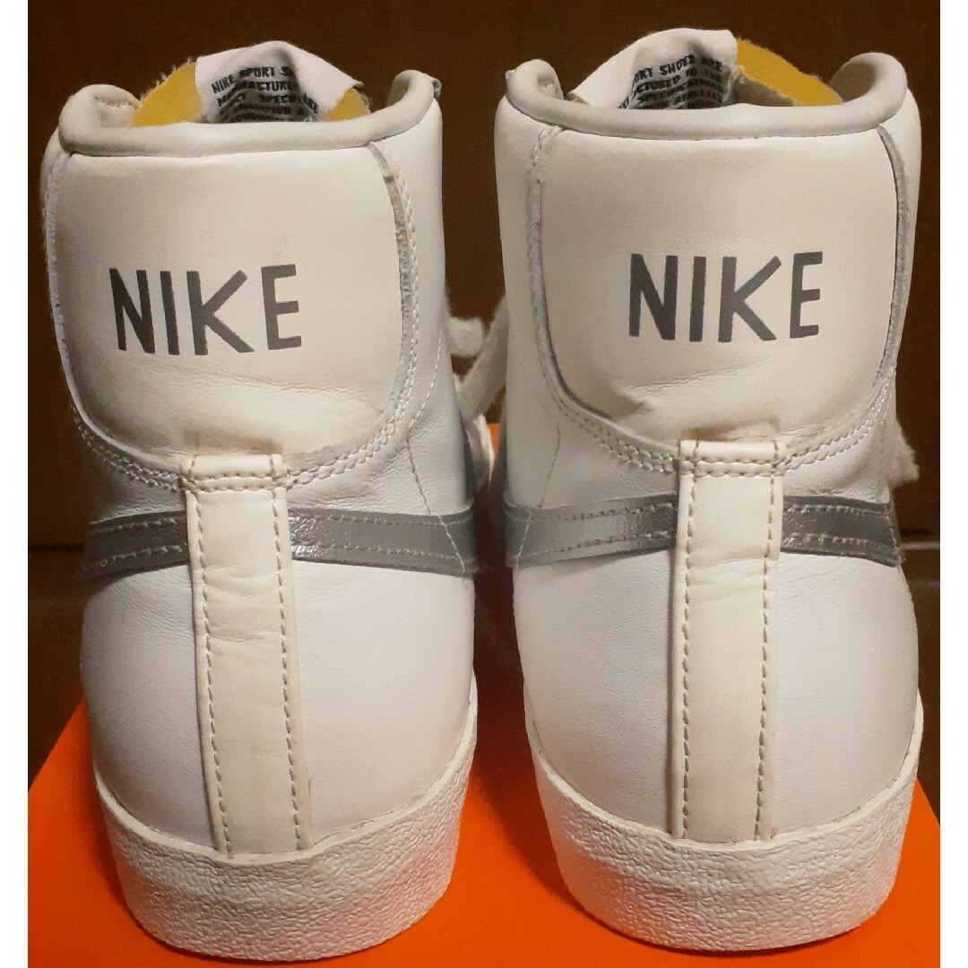 NIKE(ナイキ)の【US9 26cm】NIKE BLAZER MID ナイキ ブレーザー ミッド メンズの靴/シューズ(スニーカー)の商品写真