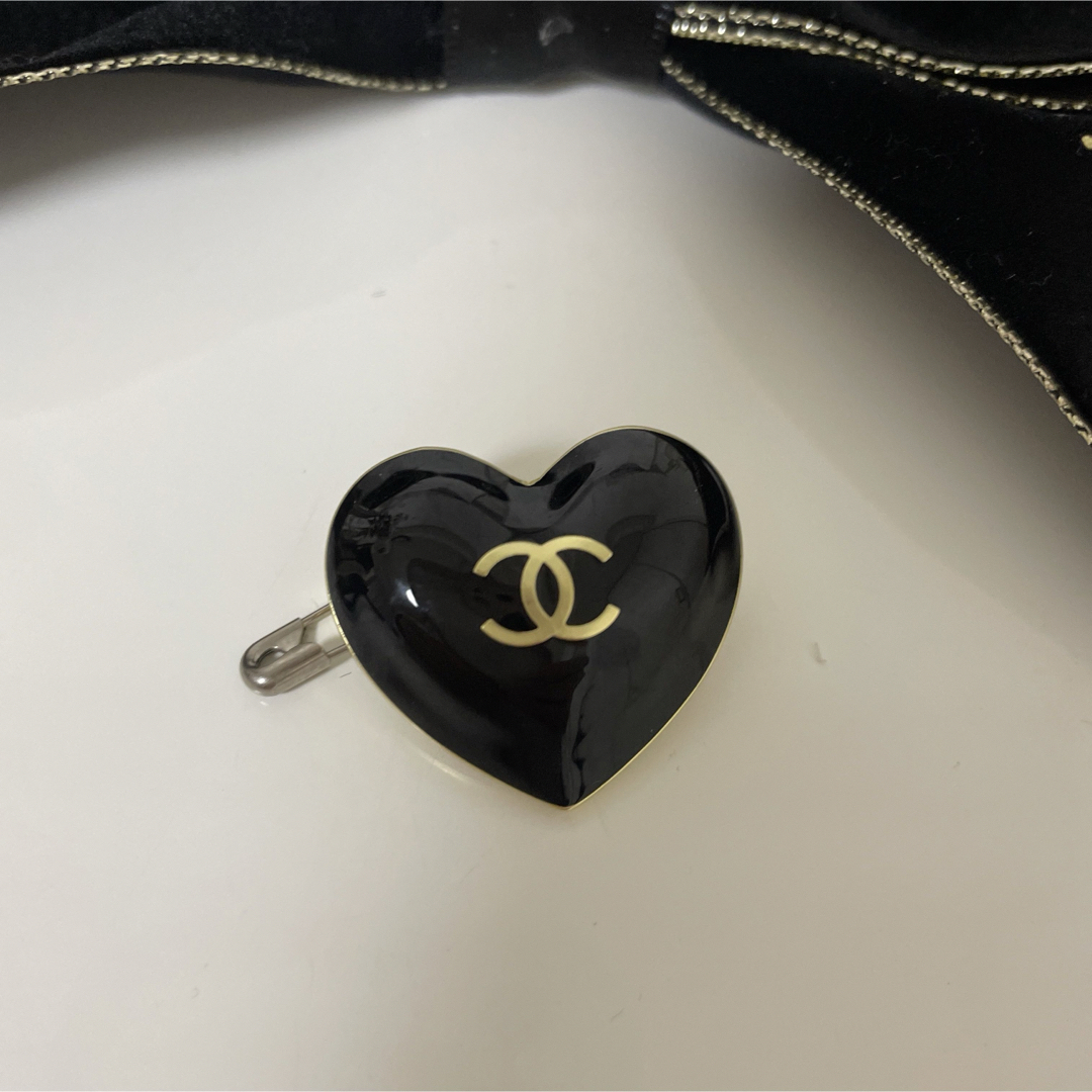 CHANEL - CHANEL❤︎クリスマスチャーム(ハート)の通販 by CHANEL - CHANEL❤︎クリスマスチャーム(ハート)の通販 by