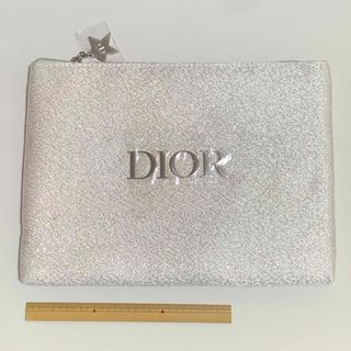 ディオール(Dior)のDiorディオール2024最新 シルバー星型チャーム付きポーチ(ポーチ)