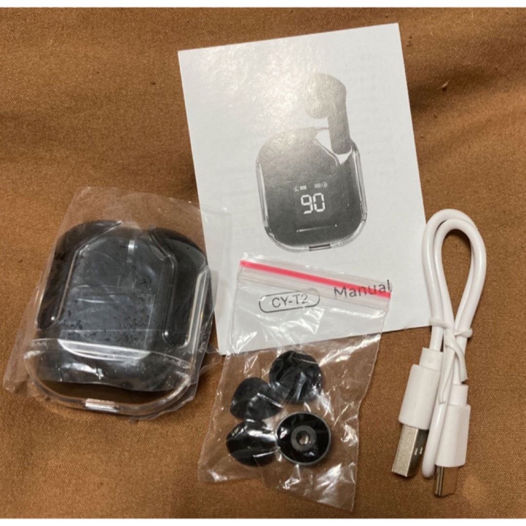 【新品】Bluetooth ワイヤレスイヤホン　スケルトン　ブラック スマホ/家電/カメラのオーディオ機器(ヘッドフォン/イヤフォン)の商品写真