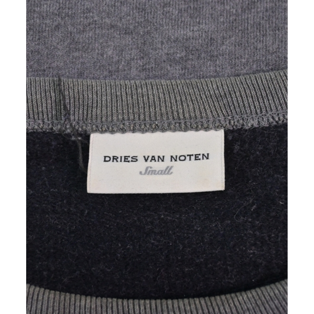 DRIES VAN NOTEN(ドリスヴァンノッテン)のDRIES VAN NOTEN スウェット S グレーx紺(総柄) 【古着】【中古】 メンズのトップス(スウェット)の商品写真